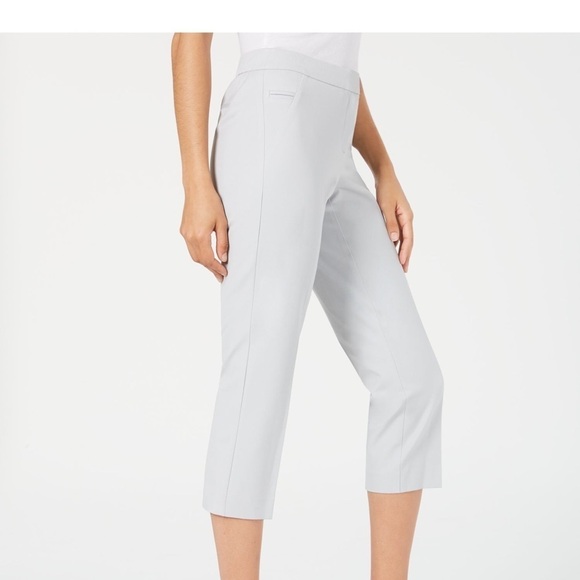 38. NWT Alfani Comfort Waist Capri Silver Pants - Picture 1 of 5